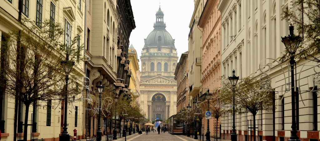 St. Stephen’s Basilica in Budapest with its grand dome and neoclassical façade