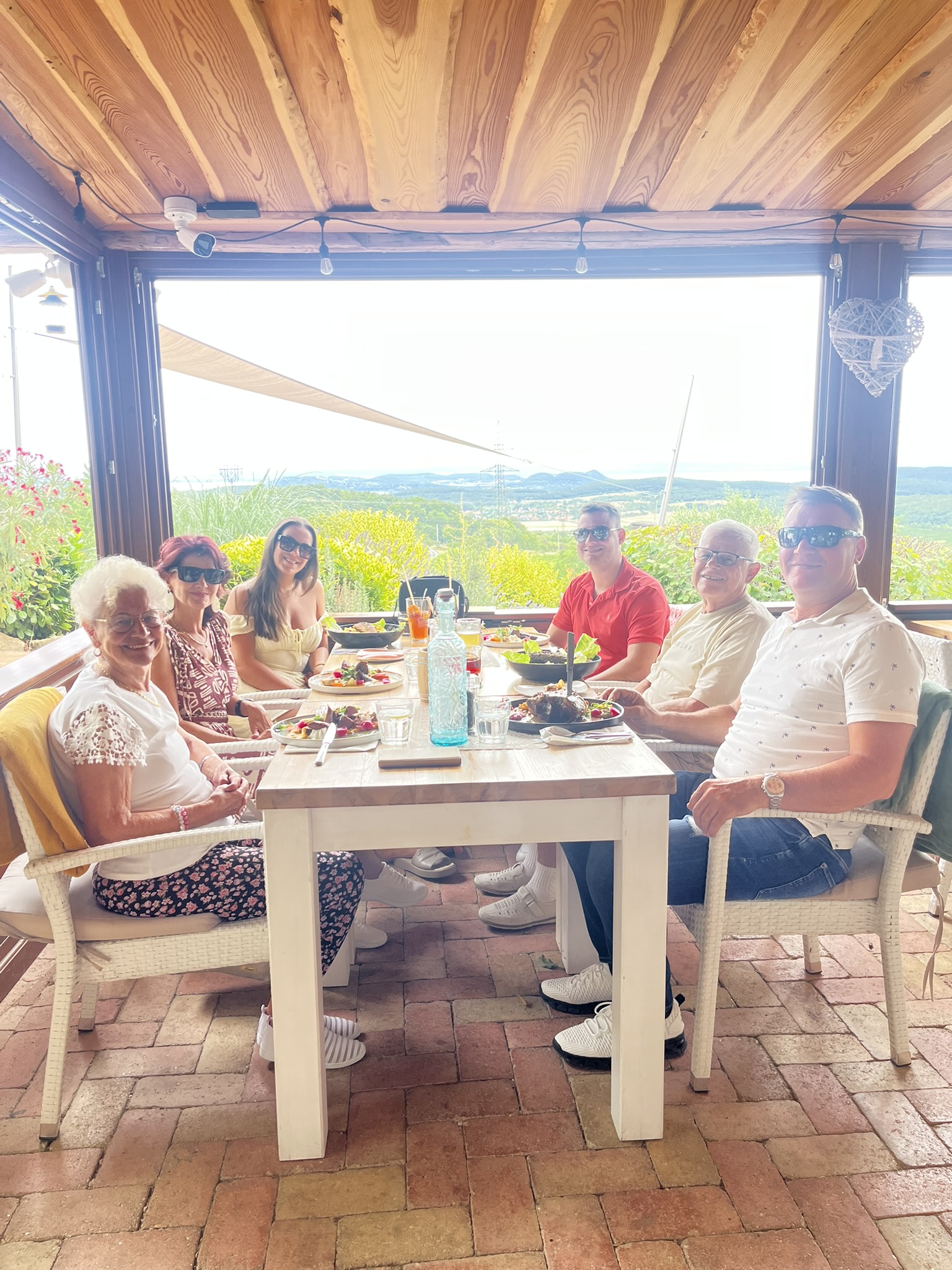 Untold Hungary guests sharing a relaxed meal